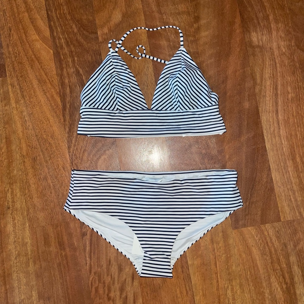 H&M Navy and White Striped Women’s Bikini Set